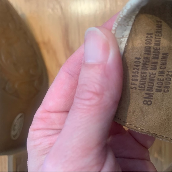 New Sofft Ivory Western-chic booties size 8 - Picture 13 of 16